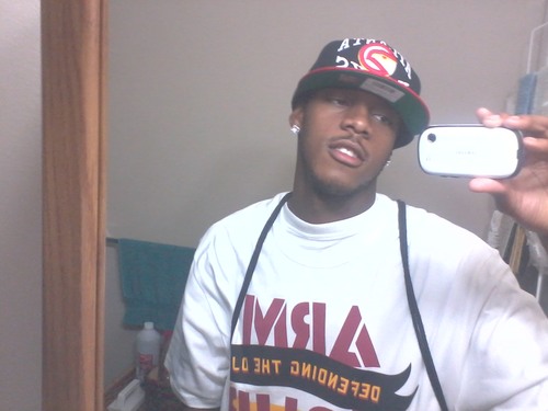emmarioholloway's profile picture. I just be coolin so hit that follow button down below