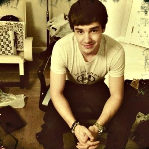 ImRealLiamPayne's profile picture. its on like donkey kong  This is my second account for extra newletters and updates by me, Liam Payne. xxx