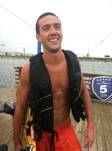 Maxwyo's profile picture. 