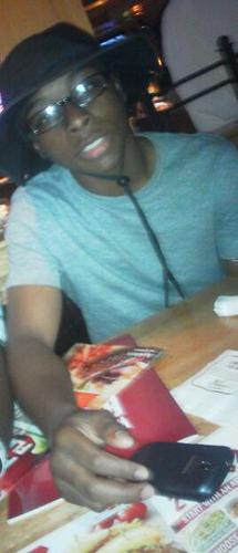 Young guy tryna make it nd the only way I can do tht is to set ma expectations high #GSB #teamfollowback #Ballislife