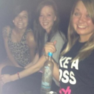 chels , so live ya lifee ;*