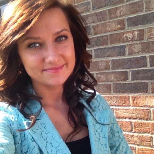 juliav520's profile picture. 