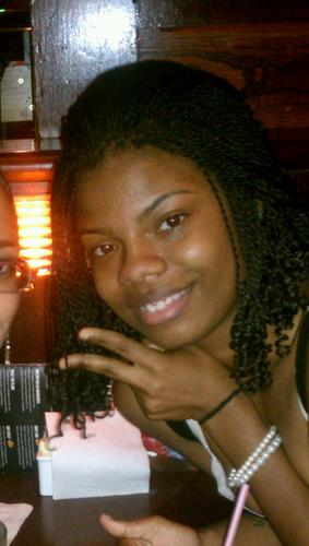 I'm a loving lovely young woman living && enjoying life. Anything else you wanna kno, just follow me && ask.! #TeamAquarius #TeamProudMommy #TeamEatYourHeartOut
