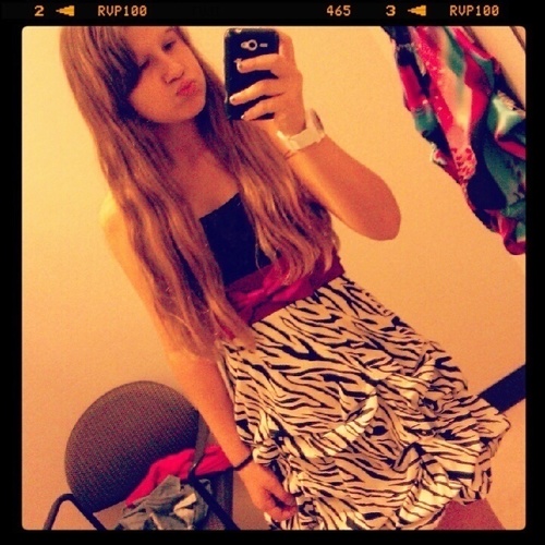 DownsShannon's profile picture. Ayo . ;)