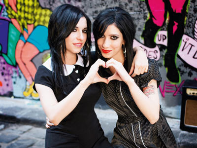 4eva supporting Jess and Lisa xx