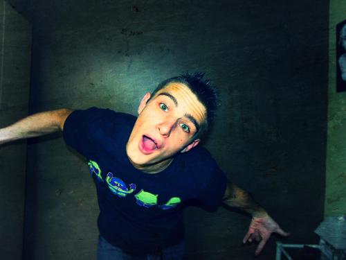 Damiien ,17 ans , Amoureux : 1/12/2011 3
