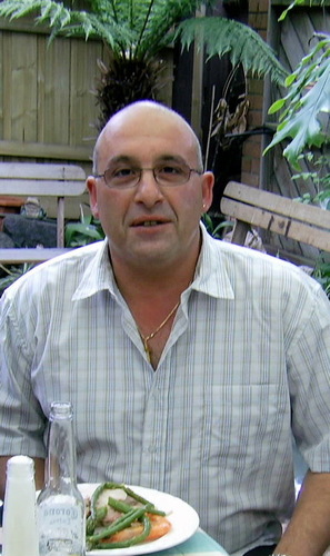 SamPouki's profile picture. 