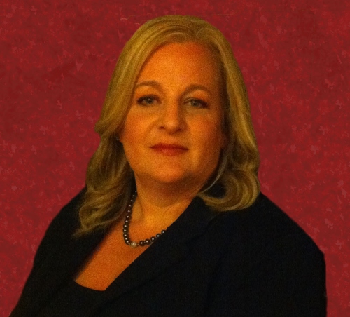 EmFoshee's profile picture. Wife, Mom, Executive, fashion/style fan, avid reader, loves to sew