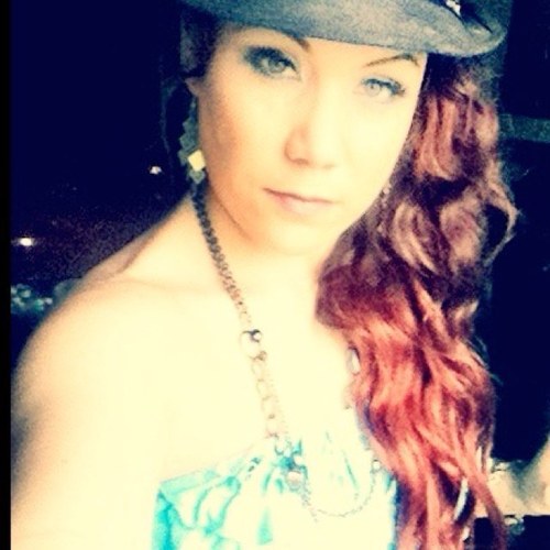 AmandaCurtis4's profile picture. 