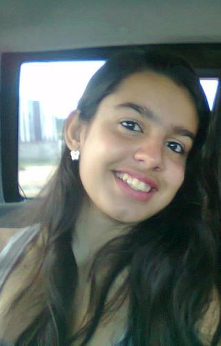 Quem ama não vê defeitos, quem odeia não vê qualidades. E quem é amigo vê as duas coisas. 
I Belong To Jesus Christ sz