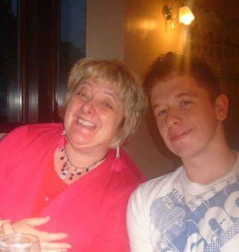 Maureen1612's profile picture. 