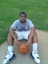 MrtakB's profile picture. HOLD ON first im ballin on u niggaz also i fuck unicornz now follow me #ihoop #Too dope™™™°_°