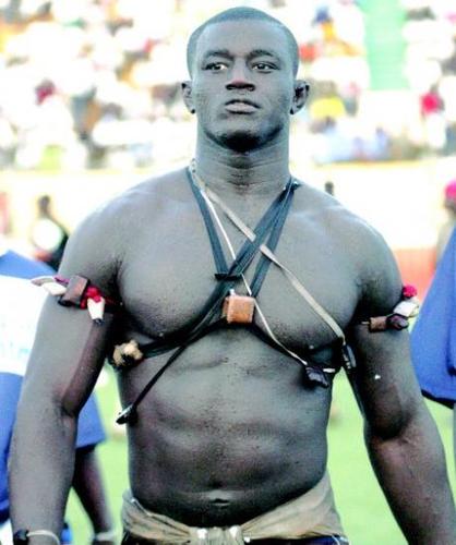 Bienvenue sur le compte officiel de Balla Gaye 2 : Roi des arènes (lutte traditionnelle sénégalaise). #iDontCare #AllezMbeur