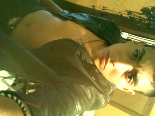 VictorrRamirezz's profile picture. Que hacen con mirar y no comer señoritas ? :D