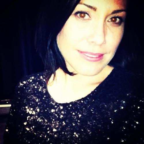 julesbateman's profile picture. I have already lost touch with a few people I used to be.