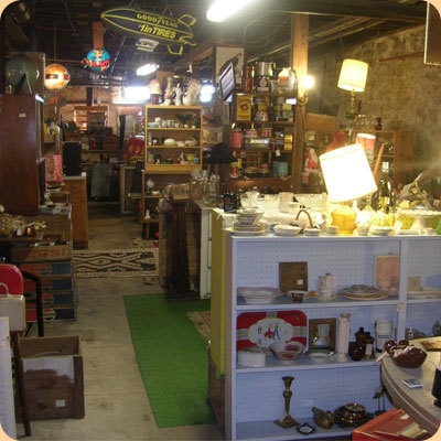 All the latest breaking news about ANTIQUES