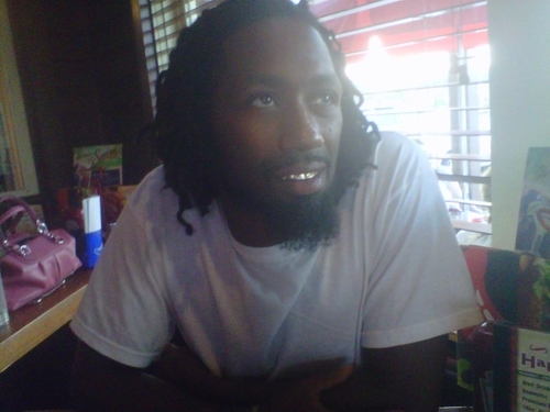 lcrewe21's profile picture. 