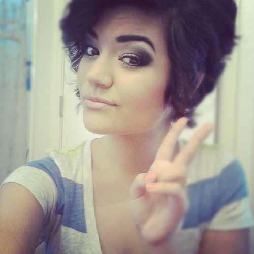 _denissa's profile picture. 