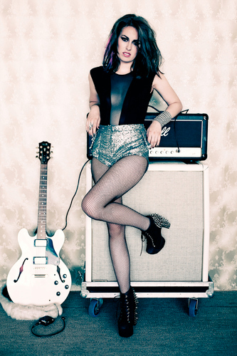 ikissedcharles's profile picture. Female-fronted Synthpop, Amsterdam/Utrecht, 8ball Music/Goomah Music, DWDD, supported I Blame Coco & La Roux, LIKE: www.facebook/com/ikissedcharlesmusic