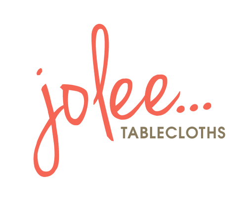 Seller of tablecloths, maker of things, writer of blog, lover of my family