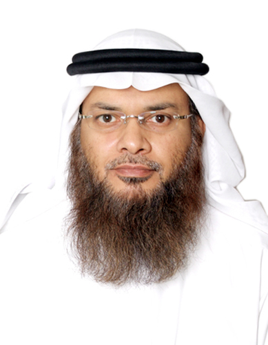 اعتقد أن الأمم ترقى برقي التعليم والتدريب
ولكن الريادة والتميز لابد أن يكون باللغة الأم
فكيف يتميز من يقتات على موائد الآخرين ؟