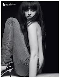 leeboyoung8's profile picture. 