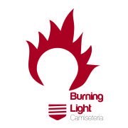A Burning Light Camiseteria traz estampas exclusivas e releituras de sucessos da internet.
