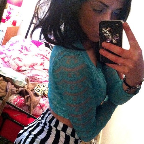 cuteypielaura's profile picture. 