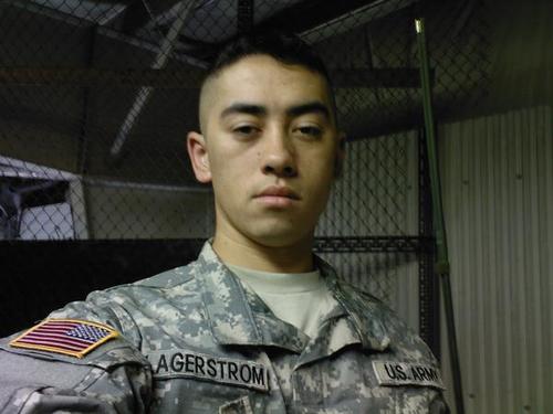 IT Specialist in the US Army. From Monterey, CA