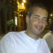 Profesor de Lengua Castellana y Literatura. Otrora periodista. Orgulloso oriundo de El Río de Arico (Chichalandia). Por tierras riojanas.