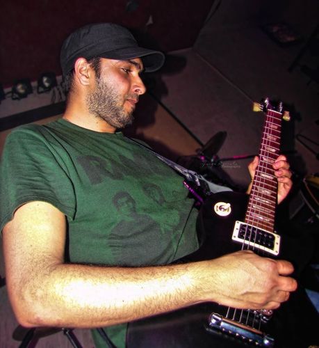 Ing. de Sistemas y guitarrista