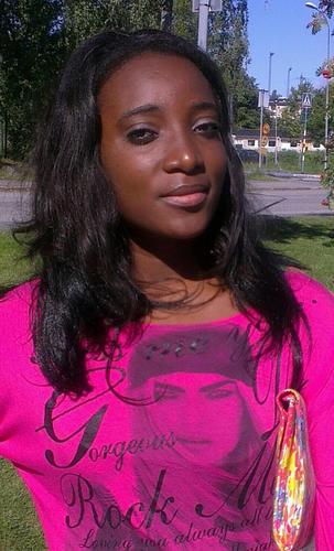 BeDoriana's profile picture. Determine to progress, . like wacthing movies. taken a course in tourism. I don't mind been an actor or a script writer too.love going on windows shopping.