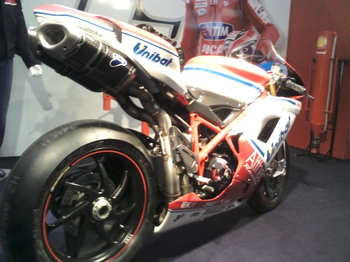 samycarr's profile picture. toda