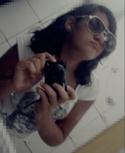 E para aqueles q querem me ver cair ,saibam q eu adoro me divertir no chão..'