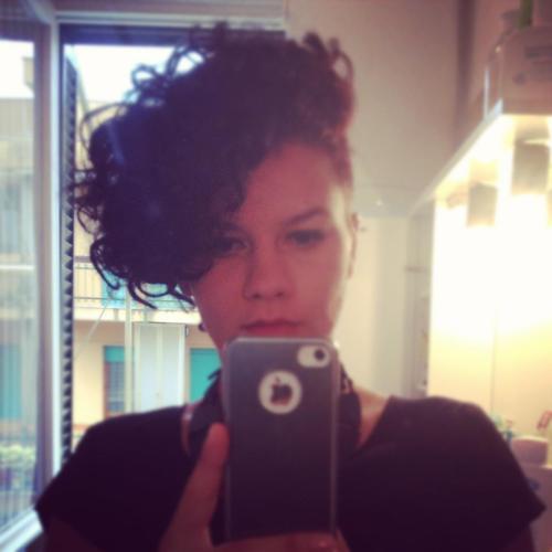 paola_argh's profile picture. lunatica e ottimista
// designer & co-owner studio double-ei