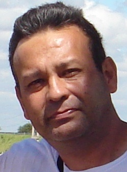Santa Cruz- Bolivia
21/01
Psicólogo 
trabaja CDI-Cbba. organizando EXPOINDUSTRIA 2011.
JCI Cbba- Presidente 2004.
pasión futbol y los dep
