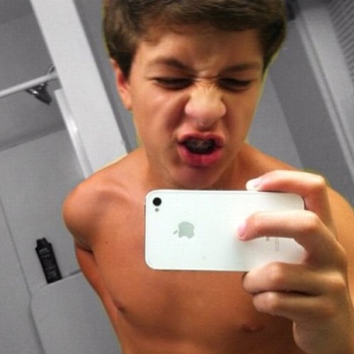 andrewhurleyy's profile picture. 