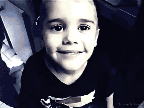 I LOVE JUSTIN DREW BIEBER ♡ @justinbieber
 BELIEBER FOREVER ✌ 
MY DREAM? MAKES HIM HAPPY ☺