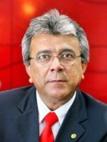 Advogado e Deputado Federal.