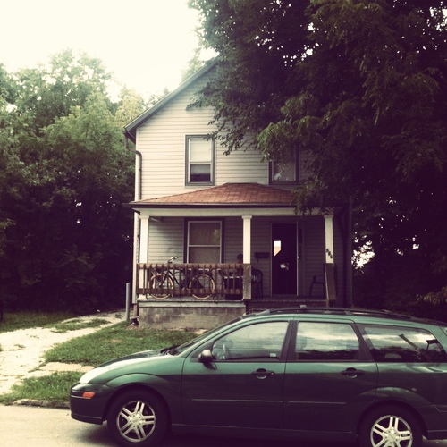 SumnBuddy's profile picture. We are the house on sumner that plays all that punk rock music.