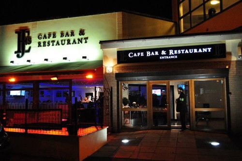 Llanelli's premier cafe, bar and restaurant. Ideal for functions and parties of all sizes! Call 01554 751 752 for bookings!! http://t.co/JJWDH7Y9v3