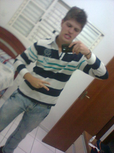 amigo de cuu ée roolá pra vc !!! sou #santista ate morrer!!! eduardo_fioco@hotmail...      http://t.co/4CCKDnqWvV