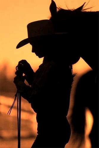 Observadora, Familiera, Apasionada por la naturaleza.. Simplemente una mujer..🌱🌻🌾🐂