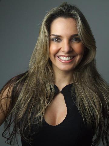 OIE galera ,esse twitter eu fiz em Homenagem a minha IDOLA SILVANA SALAZAR da BANDA BEM q  CANTA de++,é ela na foto,olha q Linda,bjus,valeu