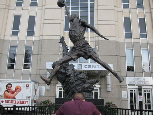 | Sports Fanatic - #Raptors #RedWings | Shoe Addict | Foodie | Views expressed do not reflect those of my employer