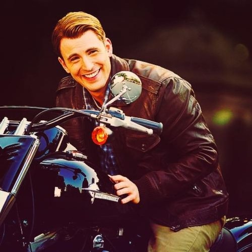 ImChrisEvans1's profile picture. Idk ιm ιn lοvε wιτh @lilmissfake ❤