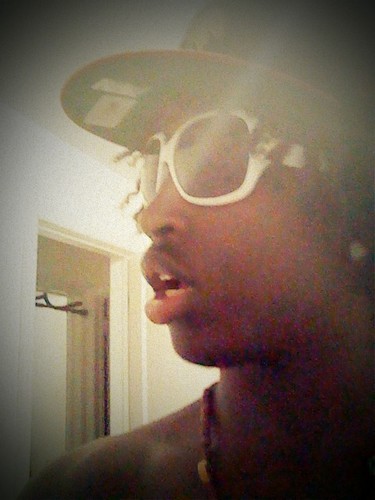 tweetheart@MyTwittter_Name ,twifey: @HerBracess_Dope ,My Dora/lil Boo: @Mariie_Bitch follow them