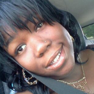 Mommy of 2, inlove with 1 and always down to have some fun...simply Breezy babii.