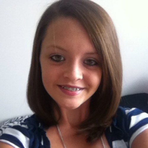 sierraboo995's profile picture. MMS cheerleader:) 
13 years young!!:)
