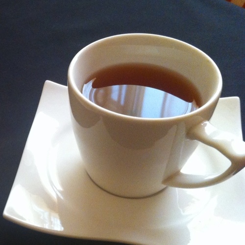 JustFa6osh's profile picture. لا أريد القمة .. أنا سعيدة هُنا في المنتصف